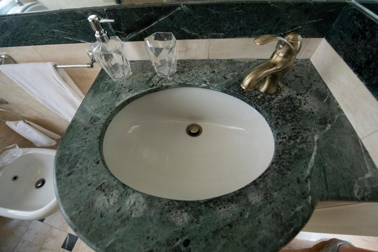 Babuccio37 - Fontana Di Trevi Rom